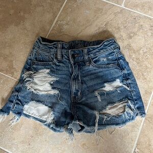 000 American Eagle shorts